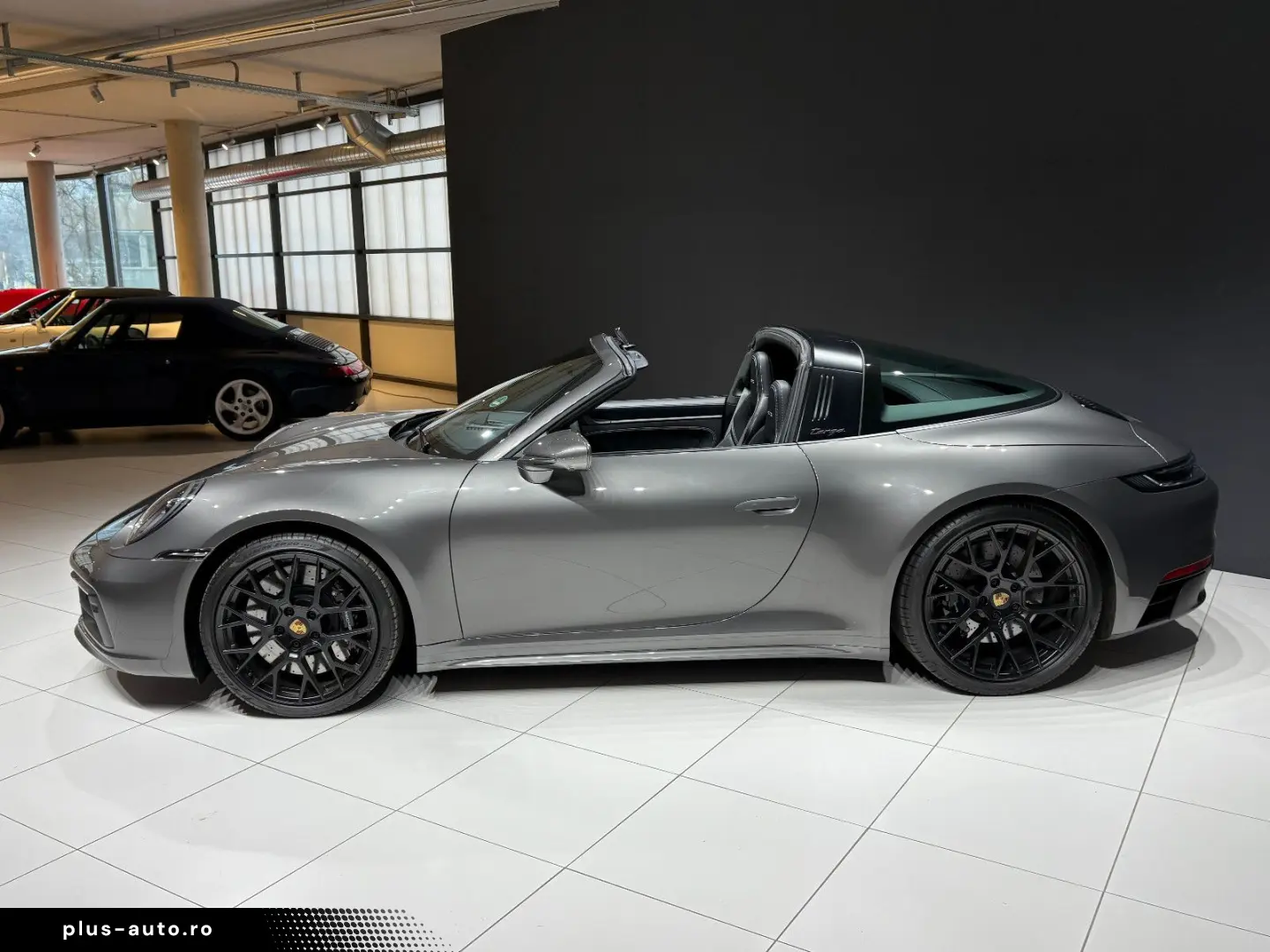 PORSCHE 911 Targa 4 GTS  Carbon  Matrix-LED  HA-Lenkung