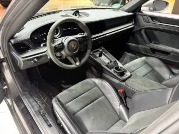 PORSCHE 911 Targa 4 GTS  Carbon  Matrix-LED  HA-Lenkung
