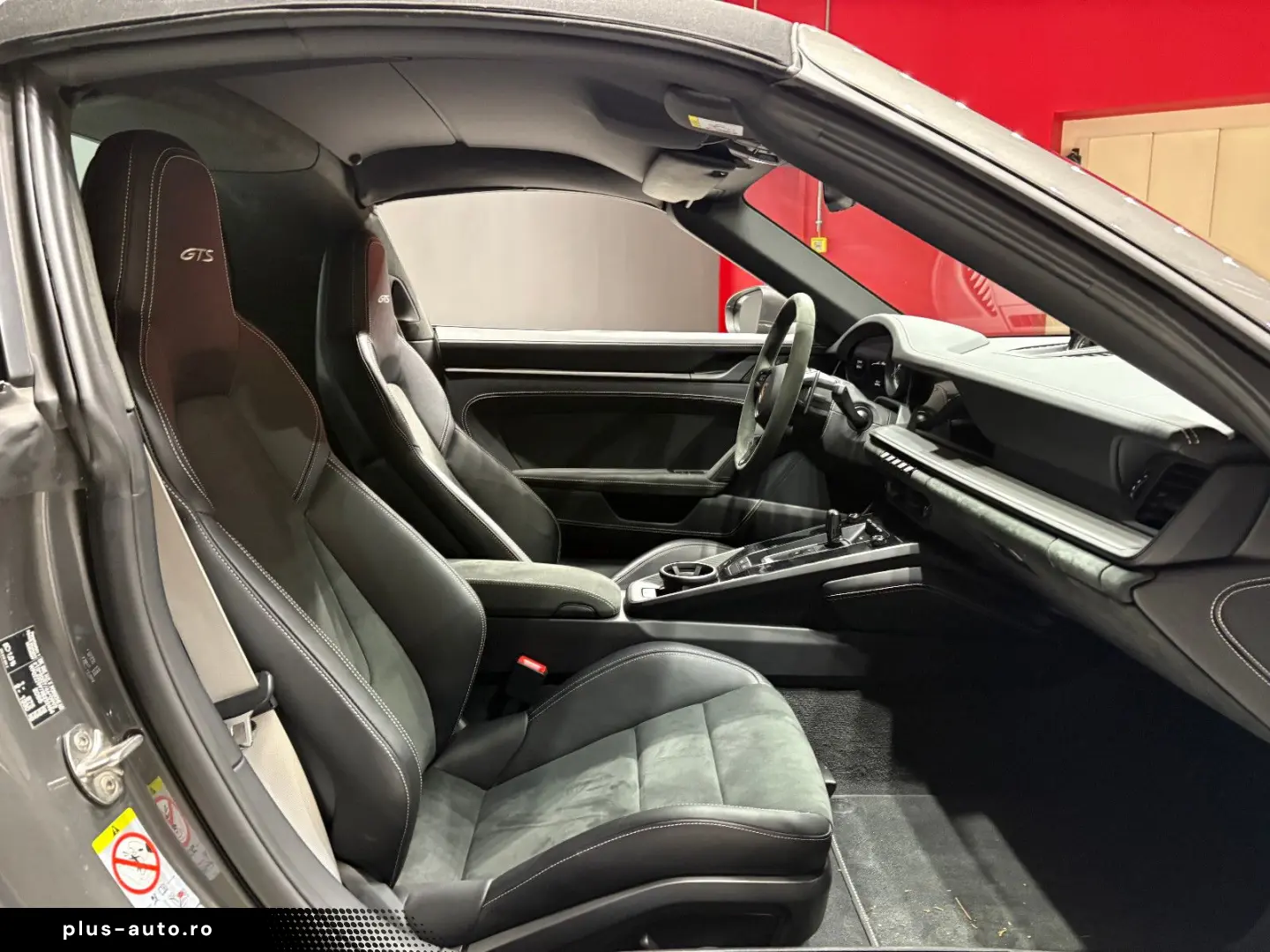 PORSCHE 911 Targa 4 GTS  Carbon  Matrix-LED  HA-Lenkung