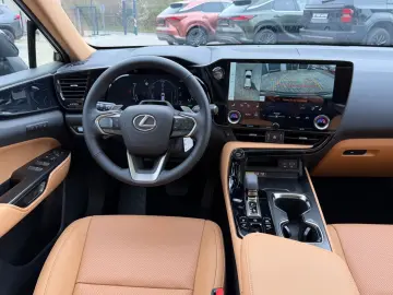 Lexus NX 450h NX 450 h  E-Executive.HUD.LED pano