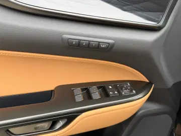 Lexus NX 450h NX 450 h  E-Executive.HUD.LED pano