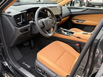 Lexus NX 450h NX 450 h  E-Executive.HUD.LED pano