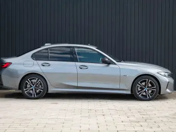 BMW Seria 3 330e Aut. M Sport