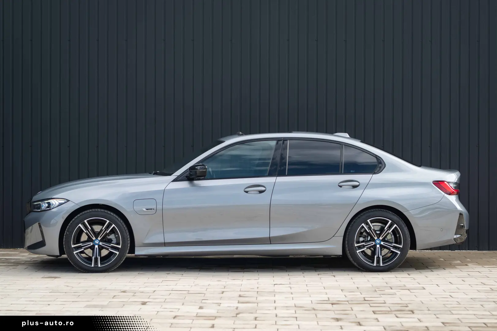 BMW Seria 3 330e Aut. M Sport