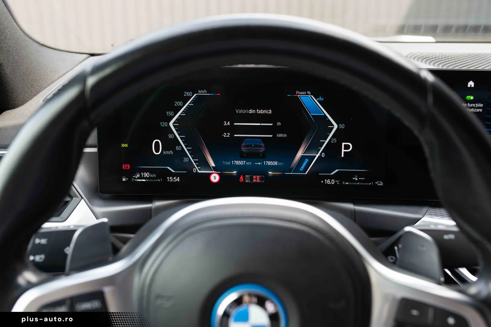 BMW Seria 3 330e Aut. M Sport