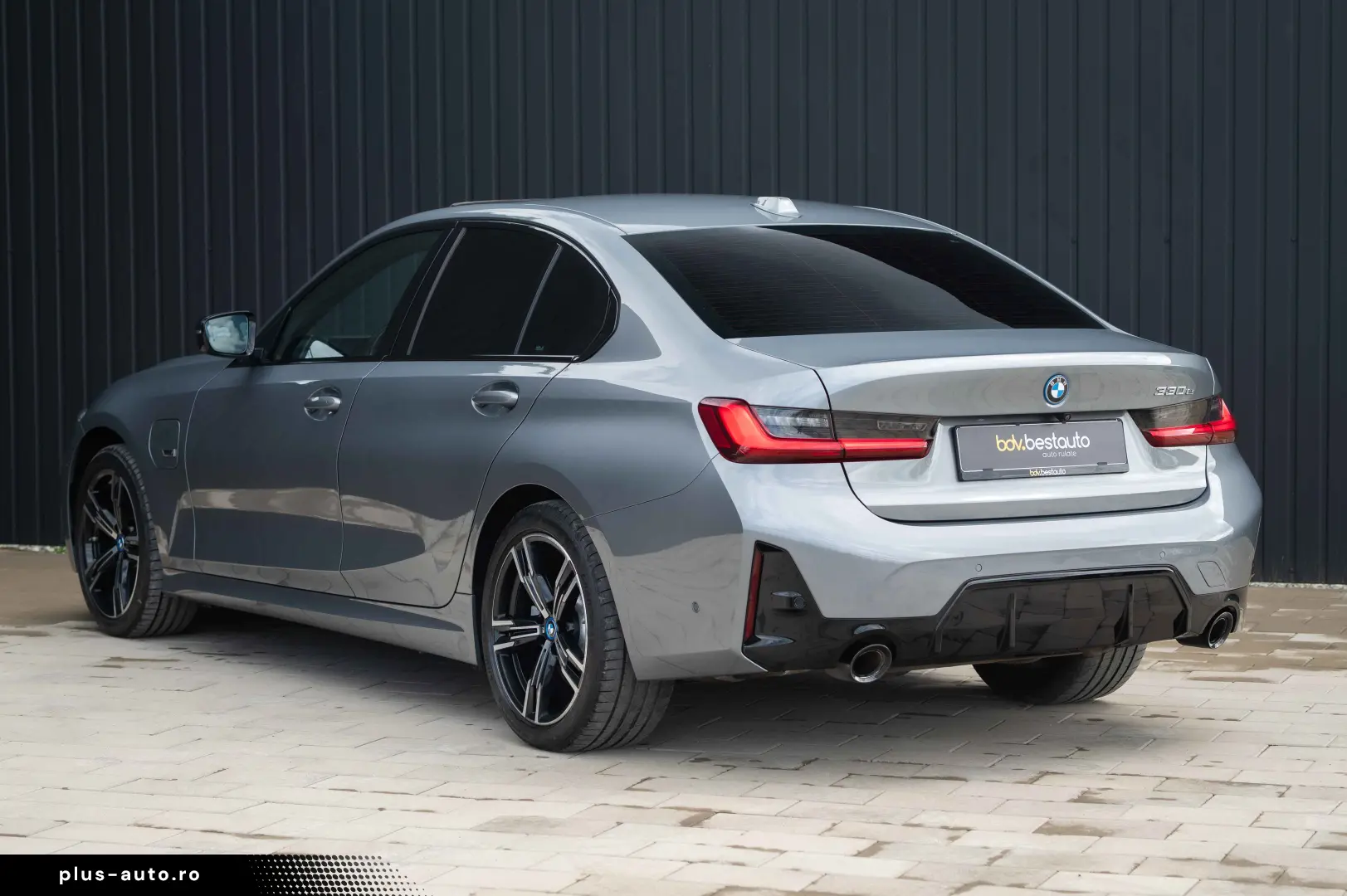 BMW Seria 3 330e Aut. M Sport