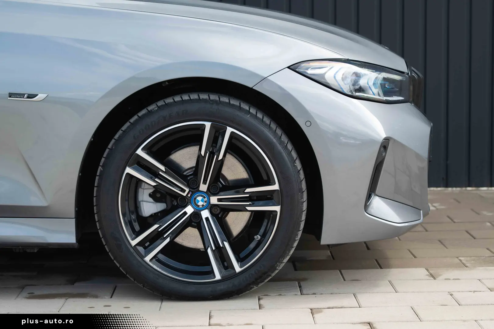 BMW Seria 3 330e Aut. M Sport