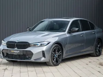 BMW Seria 3 330e Aut. M Sport