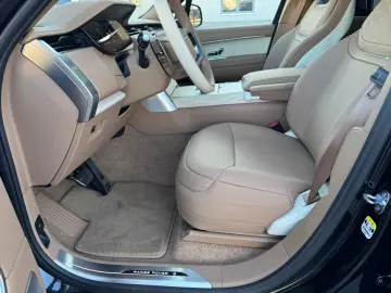Land Rover Range Rover P615 SV