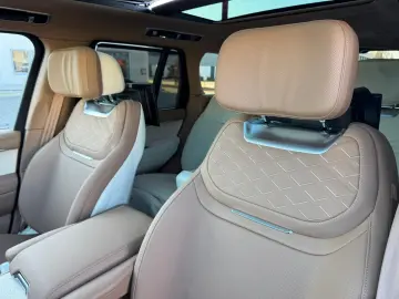 Land Rover Range Rover P615 SV