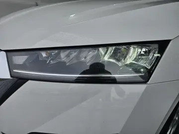 Škoda Octavia Ambition 1.5 TSI 150 CP