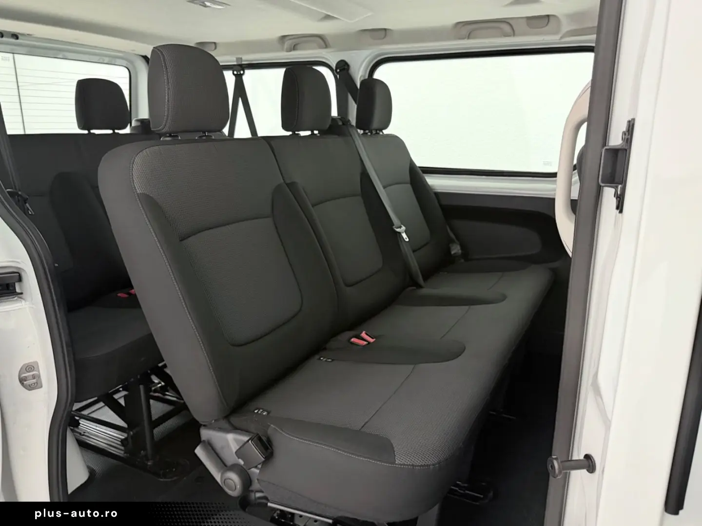 RENAULT Trafic Combi Start   1.HAND   9 SITZER   NAVI