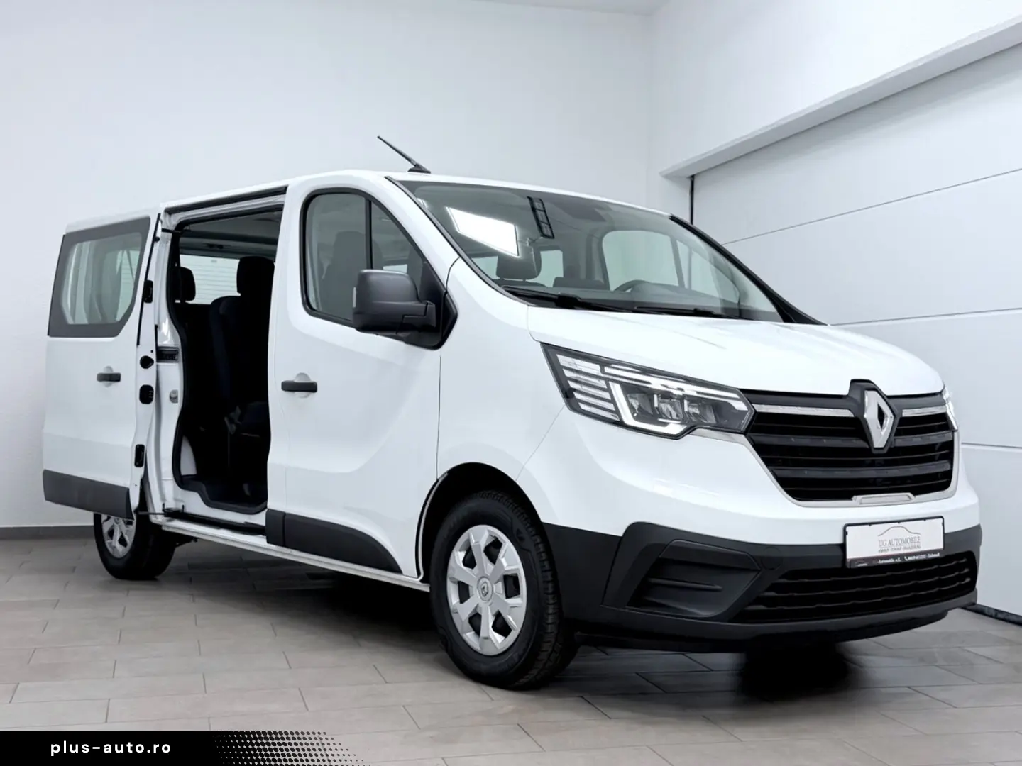 RENAULT Trafic Combi Start   1.HAND   9 SITZER   NAVI