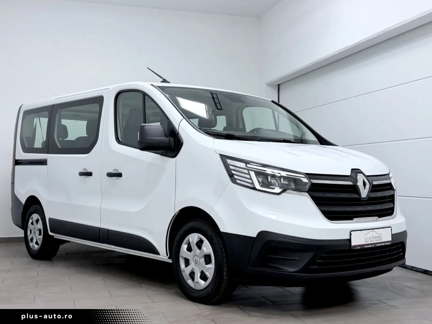 RENAULT Trafic Combi Start   1.HAND   9 SITZER   NAVI