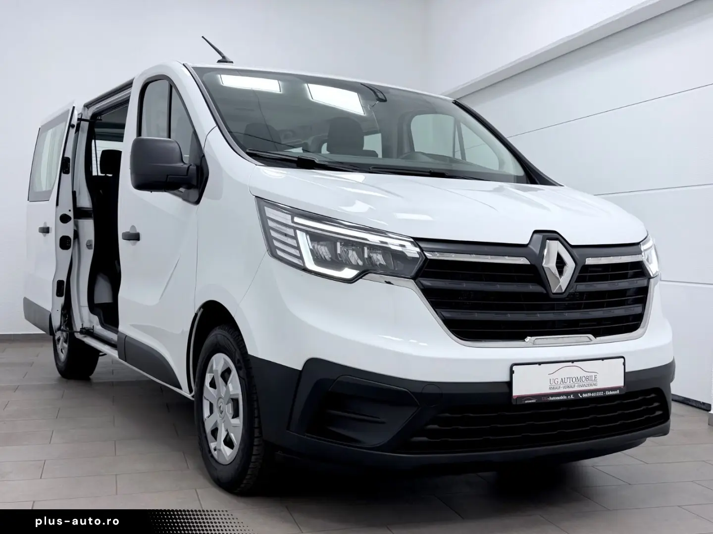 RENAULT Trafic Combi Start   1.HAND   9 SITZER   NAVI