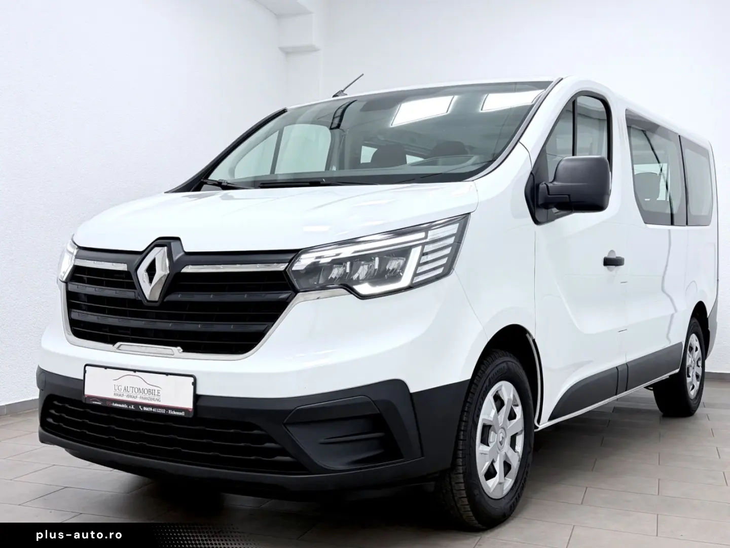 RENAULT Trafic Combi Start   1.HAND   9 SITZER   NAVI