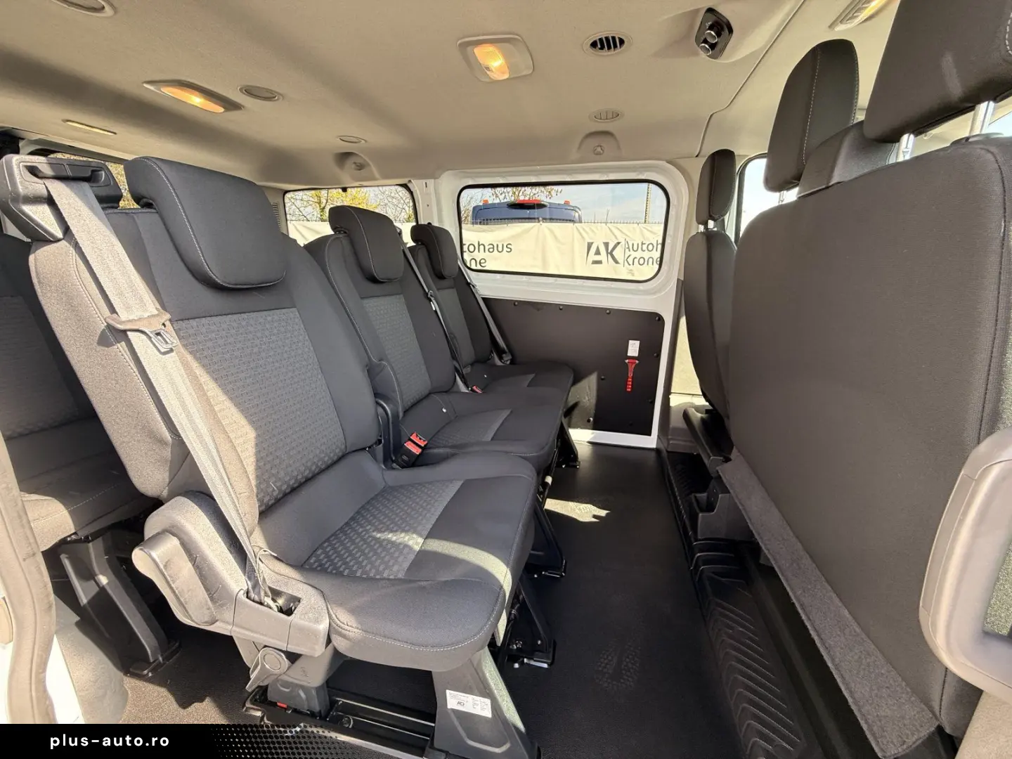 FORD Transit Custom 2.0 TDCi 320 L1  9-SITZER TEMPOMA