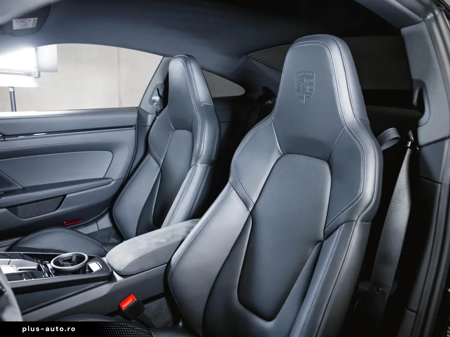 Porsche 911 Carrera 4S Sport Design