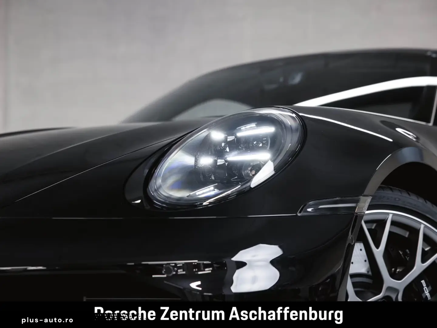 Porsche 911 Carrera 4S Sport Design
