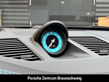 Porsche 992 911 Carrera 4S InnoDrive BOSE