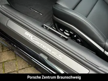 Porsche 992 911 Carrera 4S InnoDrive BOSE