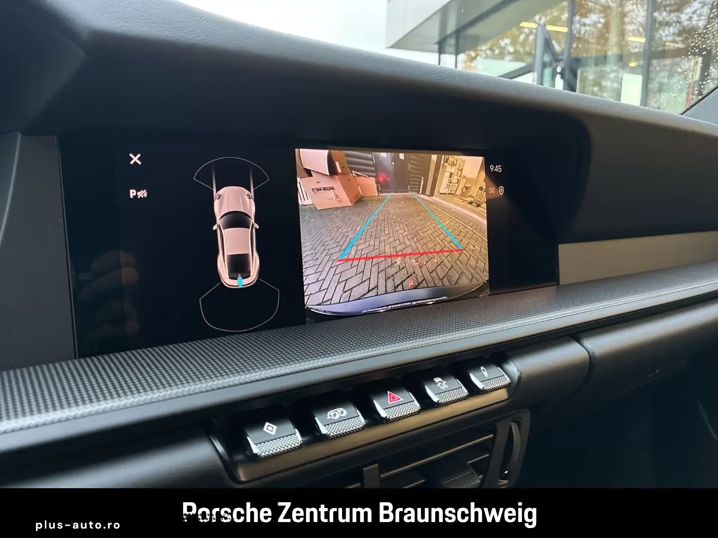 Porsche 992 911 Carrera 4S InnoDrive BOSE