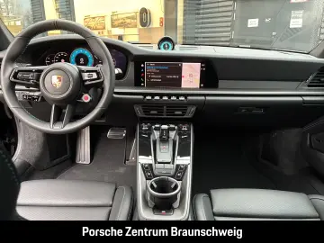 Porsche 992 911 Carrera 4S InnoDrive BOSE