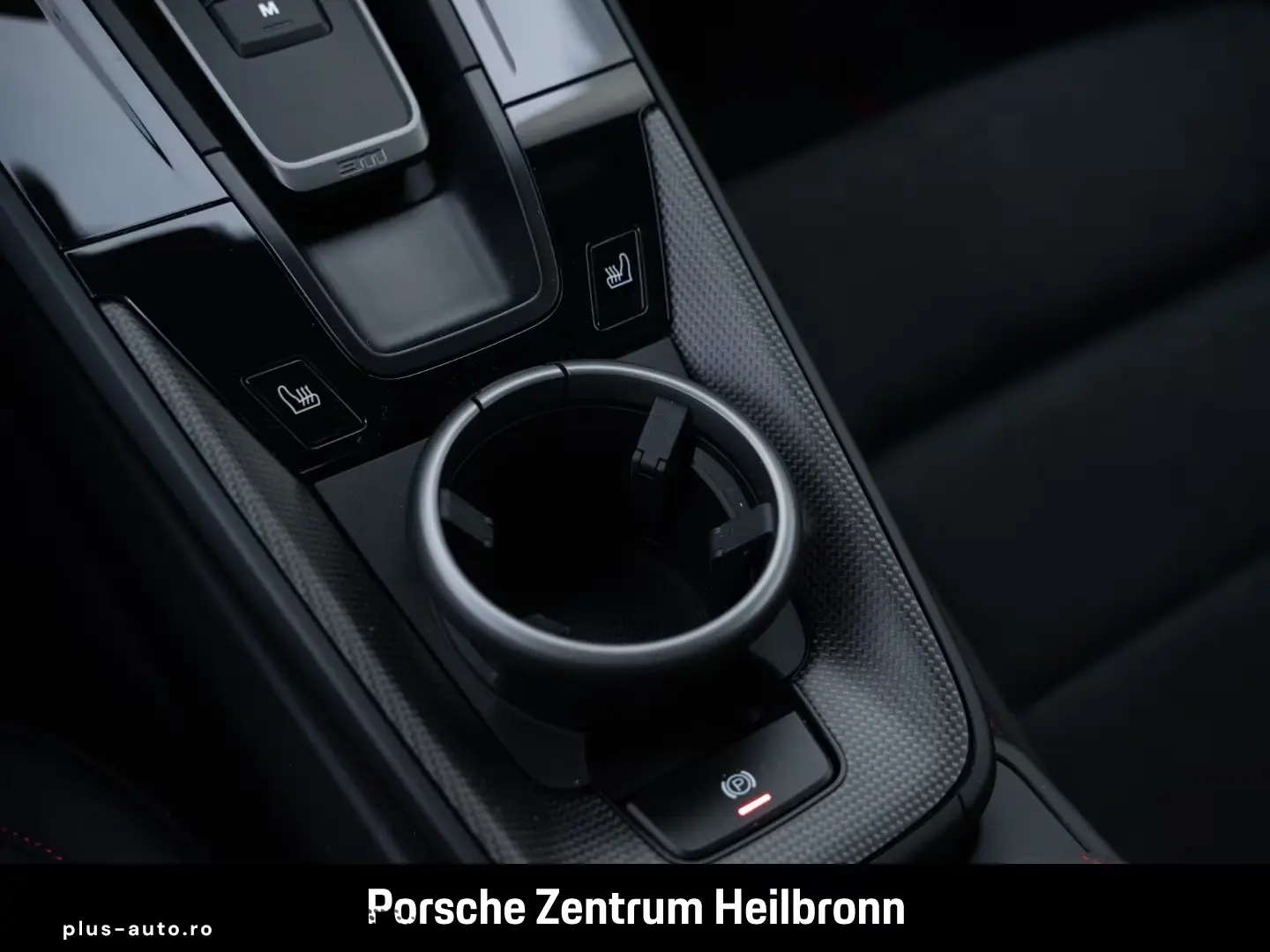 Porsche 992 911 Carrera 4 GTS Lift system