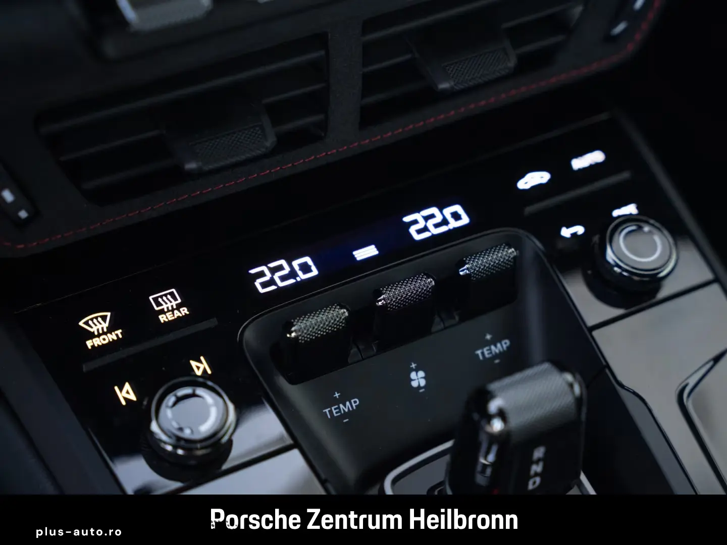 Porsche 992 911 Carrera 4 GTS Lift system