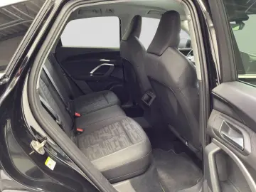 AUDI Q5 Sportback TFSI Q NEUES MODELL AHK SPORTSITZE