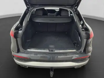 AUDI Q5 Sportback TFSI Q NEUES MODELL AHK SPORTSITZE