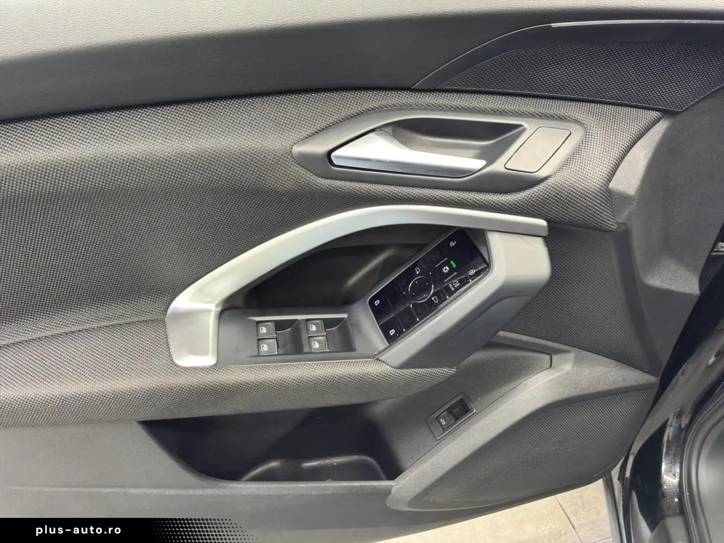 AUDI Q5 Sportback TFSI Q NEUES MODELL AHK SPORTSITZE