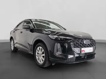 AUDI Q5 Sportback TFSI Q NEUES MODELL AHK SPORTSITZE