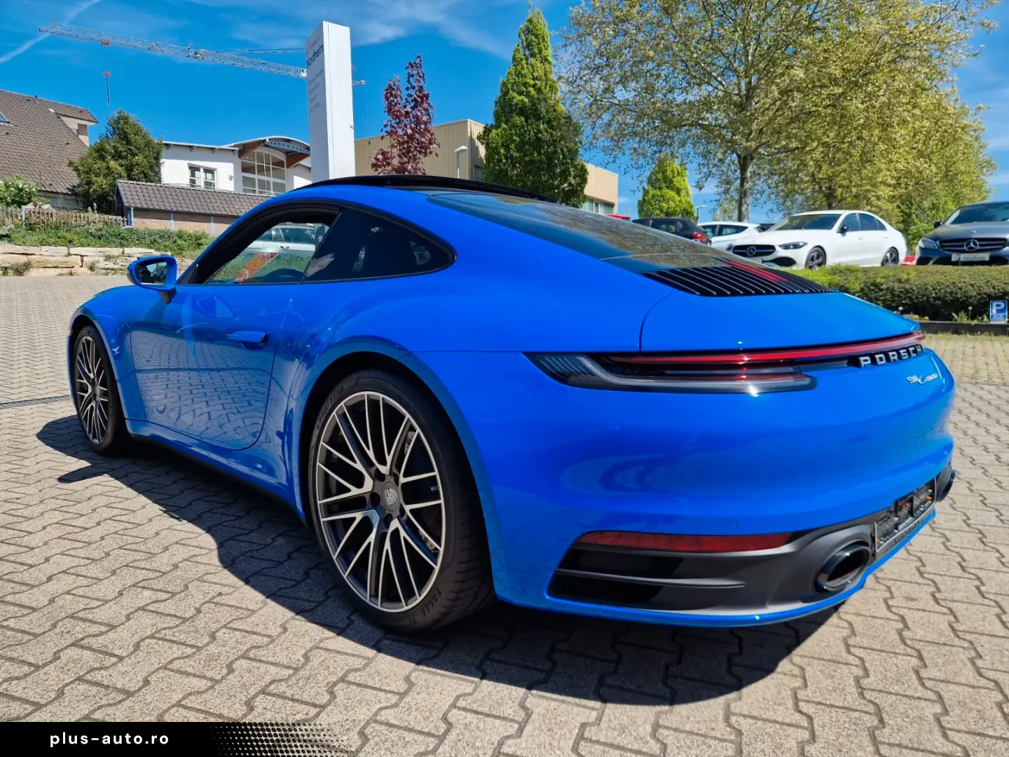 Porsche 992 911 Carrera InnoDrive Glass roof Lift Matrix