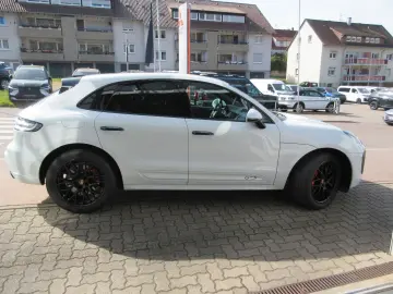 PORSCHE Macan GTS Sport-Chrono Panoramadach Sportsitze