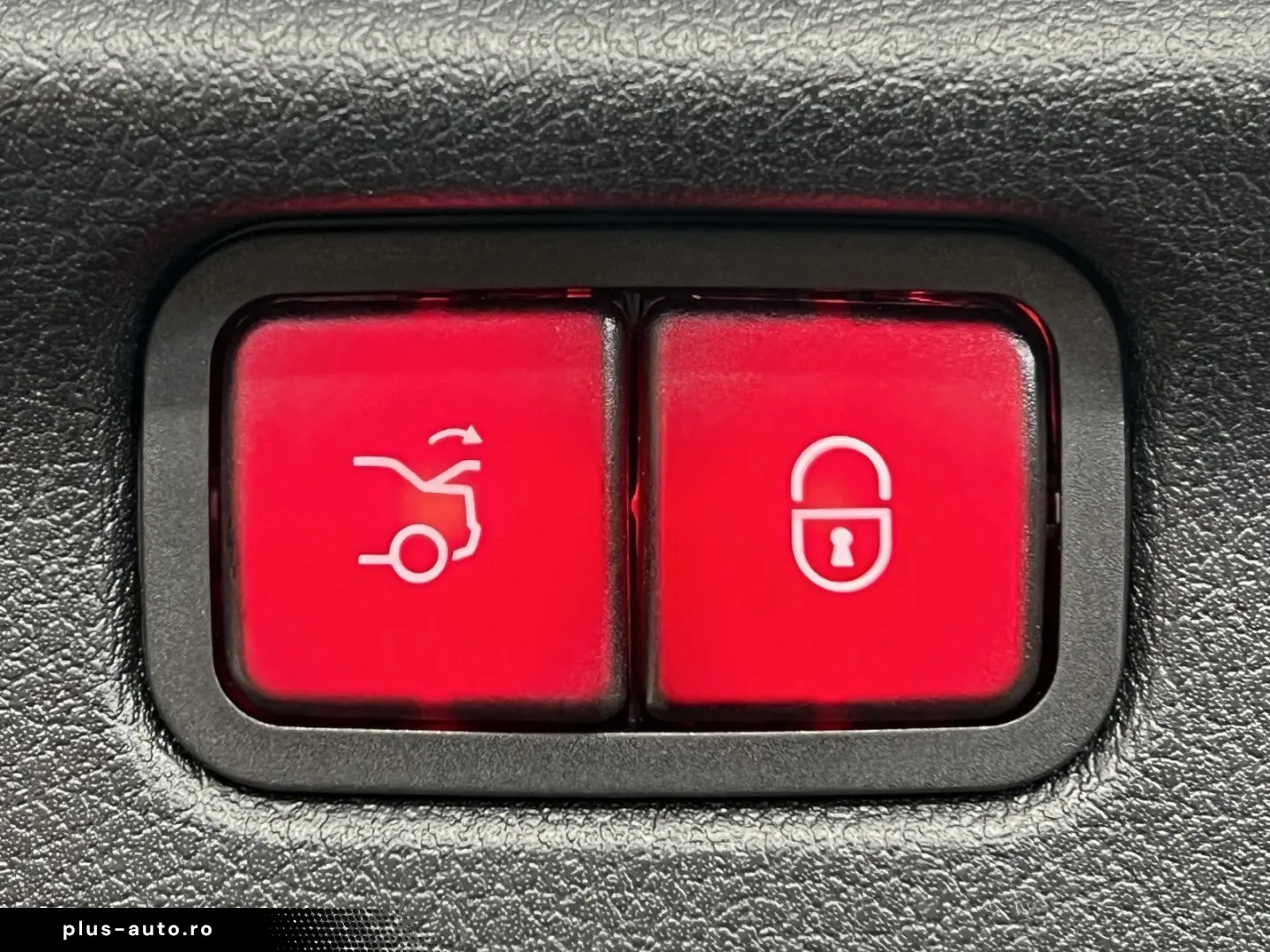 MERCEDES-BENZ EQE 300 E A Premium HuD AIRMATIC 22KW Service