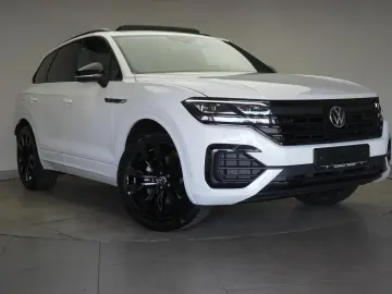VW Touareg 3.0 V6 TDI 4Motion R-Line Leder ACC Kame