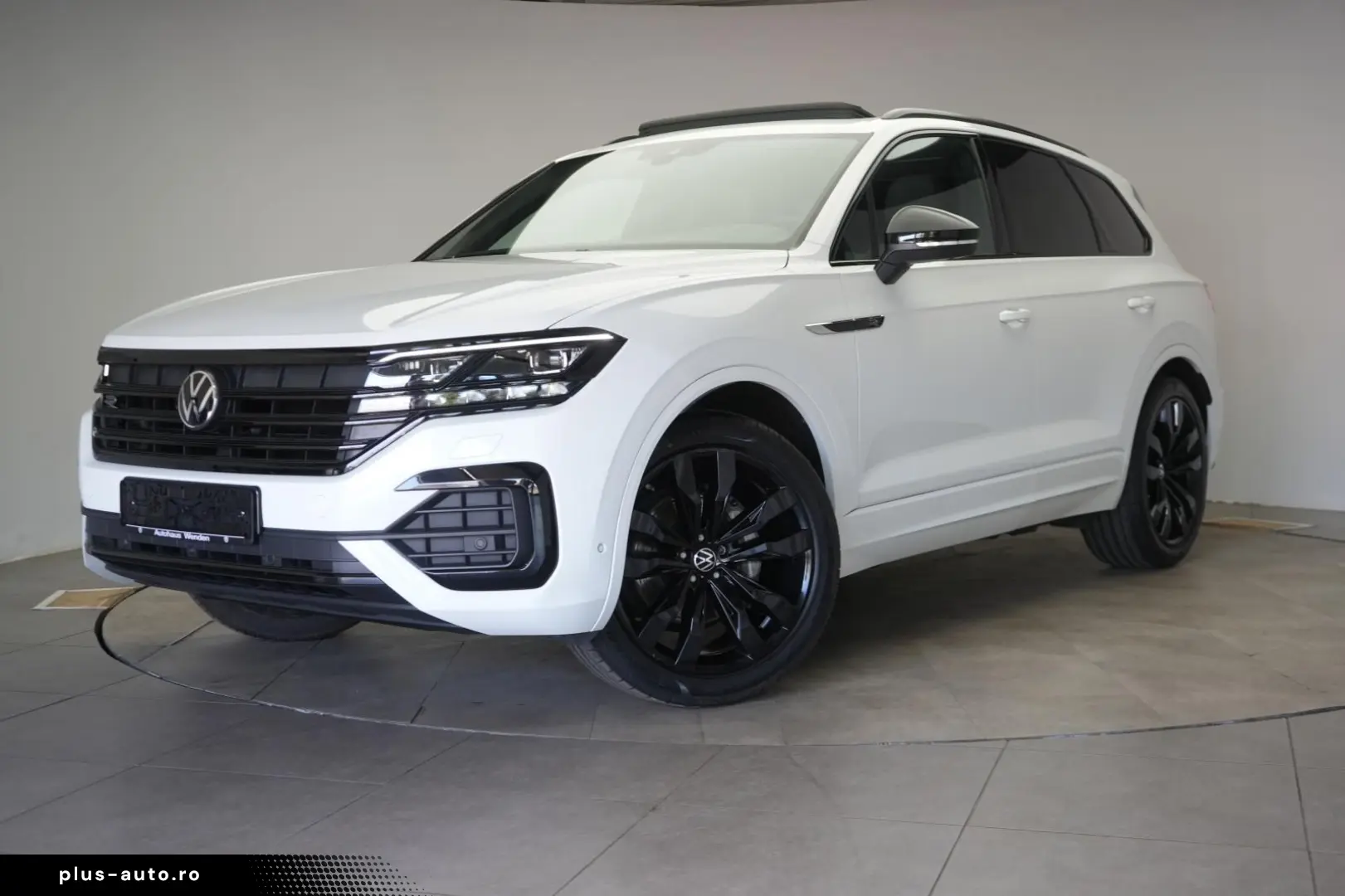 VW Touareg 3.0 V6 TDI 4Motion R-Line Leder ACC Kame