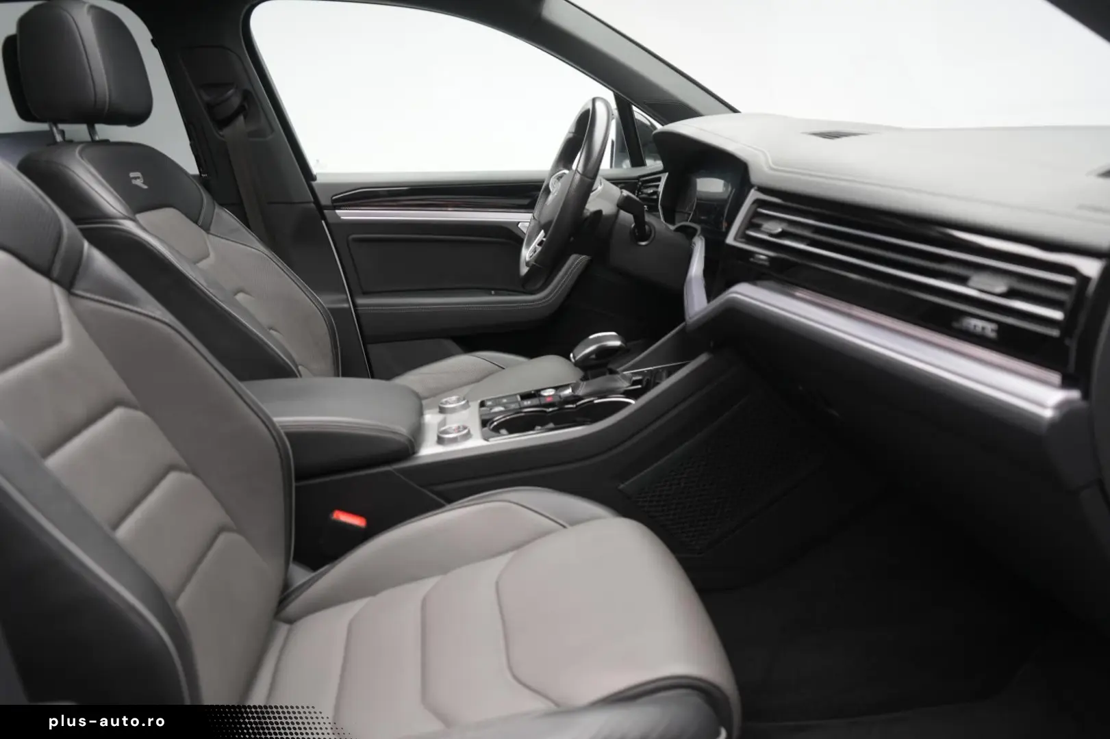 VW Touareg 3.0 V6 TDI 4Motion R-Line Leder ACC Kame