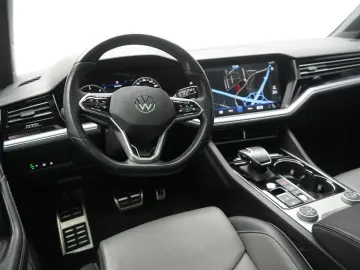 VW Touareg 3.0 V6 TDI 4Motion R-Line Leder ACC Kame