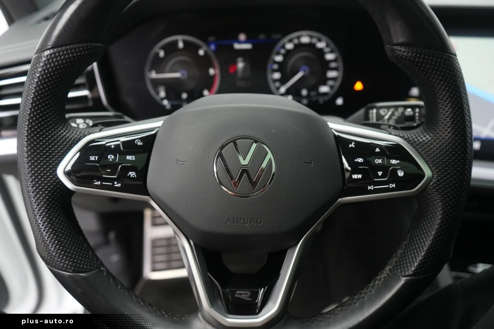 VW Touareg 3.0 V6 TDI 4Motion R-Line Leder ACC Kame