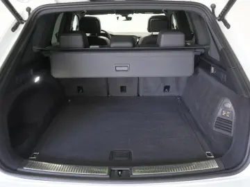 VW Touareg 3.0 V6 TDI 4Motion R-Line Leder ACC Kame