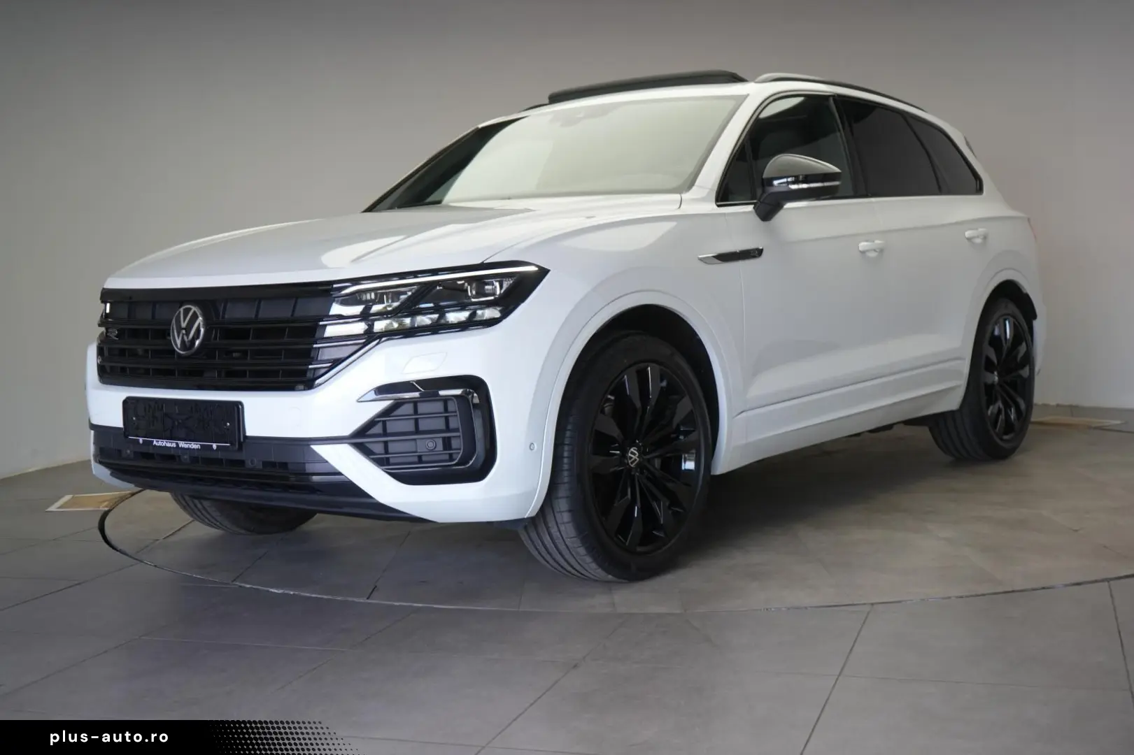 VW Touareg 3.0 V6 TDI 4Motion R-Line Leder ACC Kame