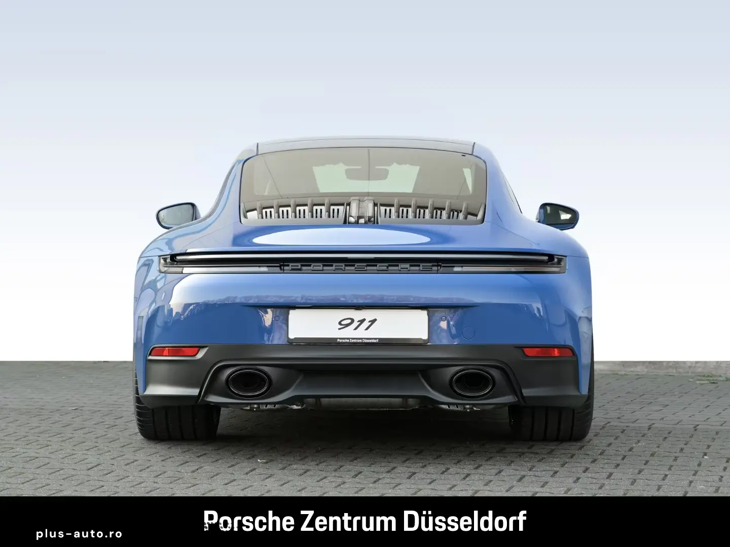 Porsche 992 911 Carrera BOSE SportChronoPaket