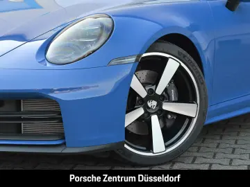 Porsche 992 911 Carrera BOSE SportChronoPaket
