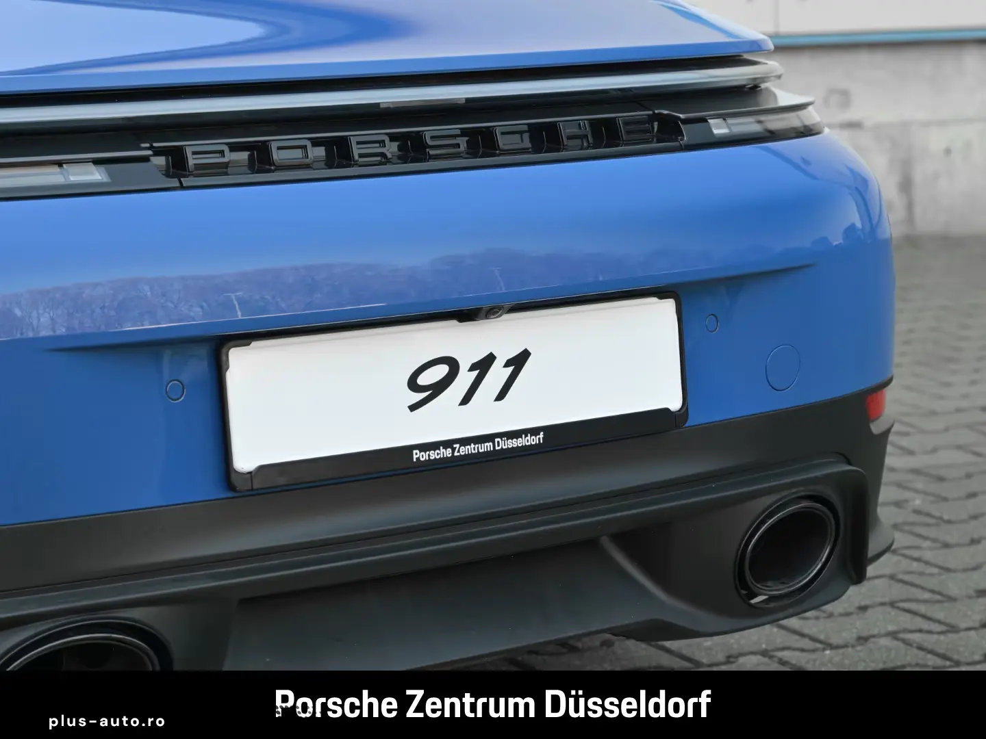 Porsche 992 911 Carrera BOSE SportChronoPaket
