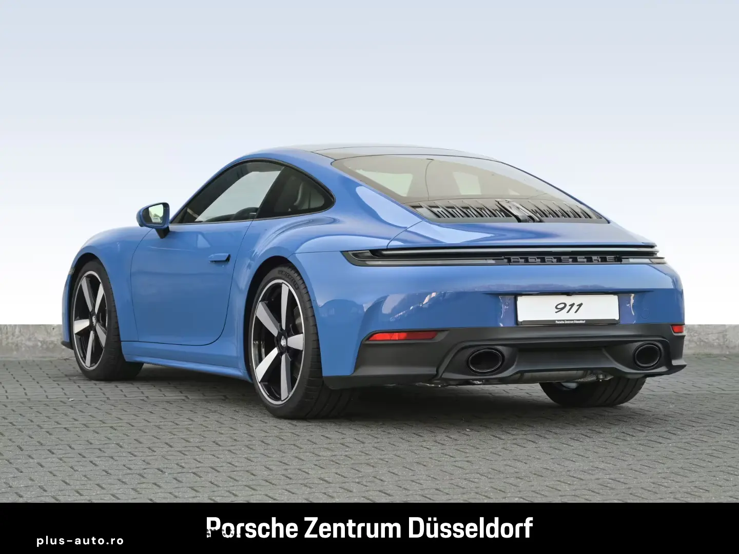 Porsche 992 911 Carrera BOSE SportChronoPaket