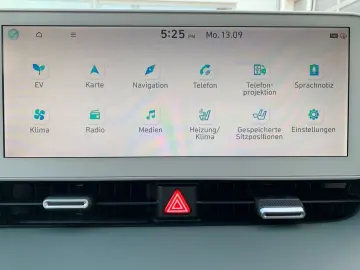 HYUNDAI IONIQ 5 EV 4WD 77kWh UNIQ 19''Lede&hellip;