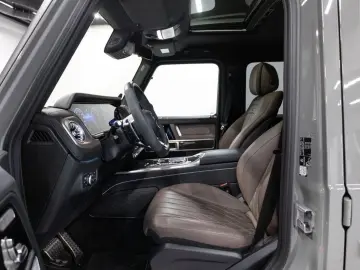 MERCEDES-BENZ Carbon Manufaktur