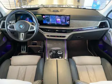 BMW X7 M60i xDrive M Sport Standheizung Massage AHK